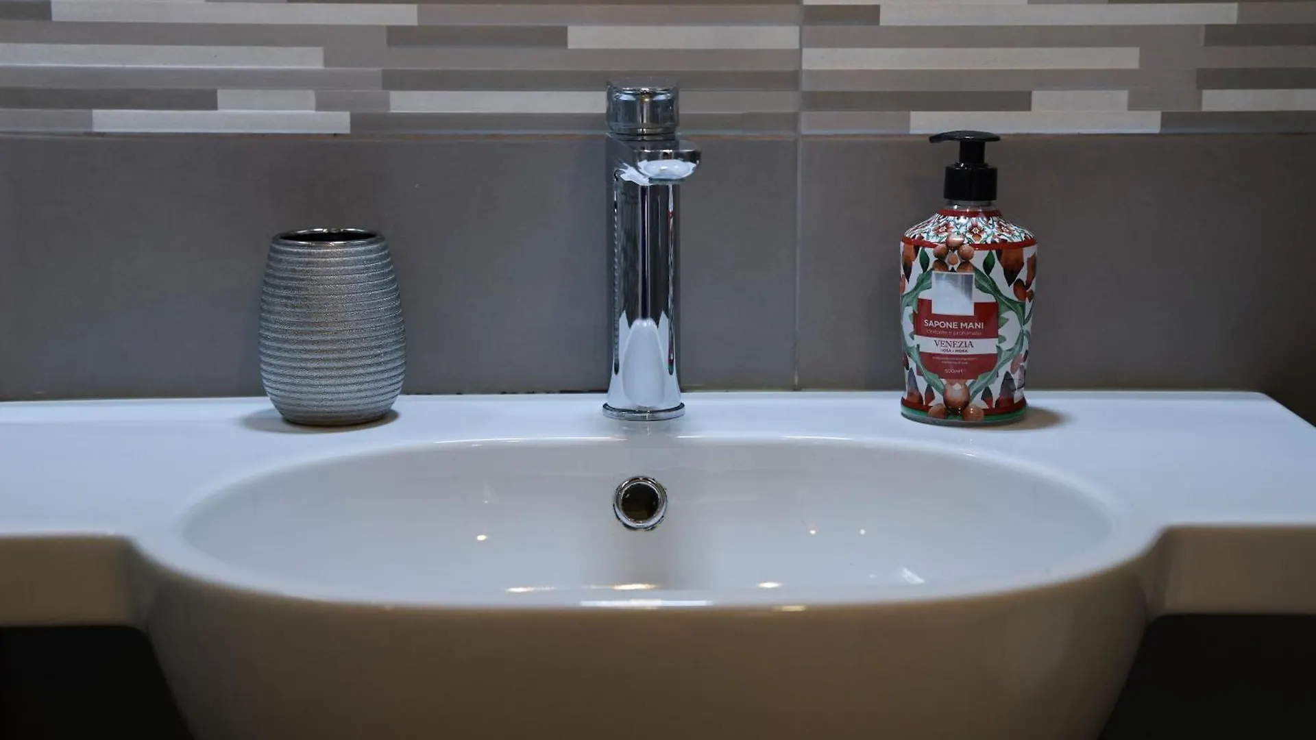 Why Not Holiday Apartment Bergamo Italy